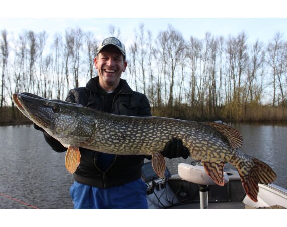 NEDERLAND ULTIMATE FISHING EXPERIENCE