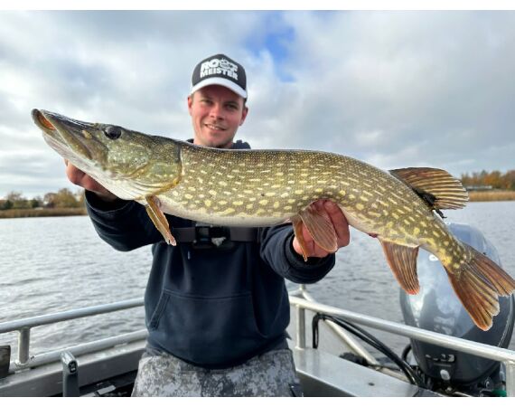 Vader zoon Roofvis week in zuid Zweden