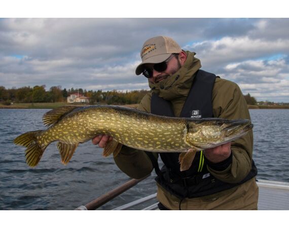 Vader zoon Roofvis week in zuid Zweden
