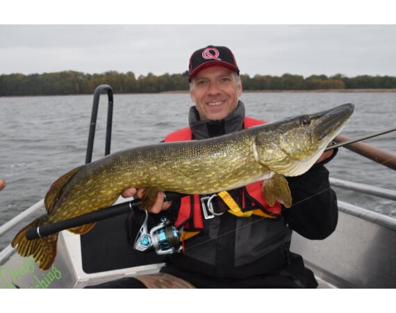 Vader zoon Roofvis week in zuid Zweden