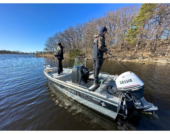 Vader zoon Roofvis week in zuid Zweden