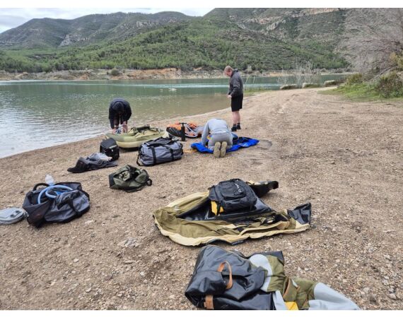 Spaanse bellyboat Black Bass